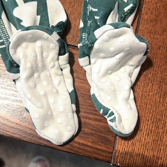 Baby Holiday Footed Zip Sleeper- Winter Green - Picture 4 of 8